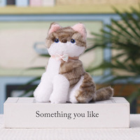 Porte-clés chat chaton tigré assis en peluche douce et moelleuse avec nœud papillon, jouet pour machine à griffes, breloque de sac, pendentif en peluche, cadeaux pour femmes