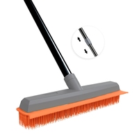Balai à pousser DOOSO pour fenêtres, balai en caoutchouc, râteau à tapis, balai pour enlever les poils d'animaux avec raclette