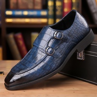 Chaussures pour hommes grande taille à bout pointu en PU à motif, semelle plate avec détails de boucle métallique