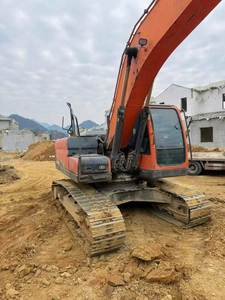 รถขุดมือสอง Doosan DH220 ขนาด 21 ตัน พร้อมมอเตอร์ PLC และเกียร์บ็อกซ์ คุณภาพสูง คุ้มค่า เหมาะสำหรับงานก่อสร้างและเคลื่อนย้ายดิน - Product Image 4