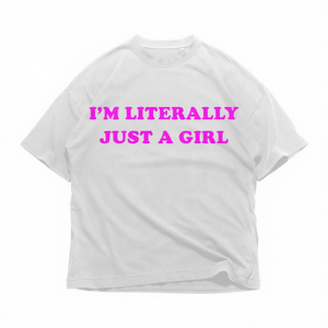 Camiseta Oversize para Mujer con Texto Rosa Intenso, Estilo Streetwear, Edgy Y2K Gótico, Años 90, con Frase Femenina - Product Image 2