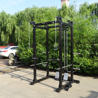 Appareil de musculation HQ1210 : Atteignez une puissance corporelle complète depuis votre salle de sport à domicile avec ce polyvalent entraîneur fonctionnel à charge par plaques.