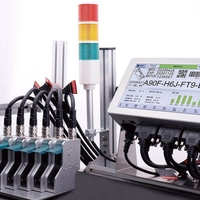 Imprimante thermique à jet d'encre TIJ de 12.7mm de travail en ligne Ricoh pour le codage de la date industrielle Numéro Logo Flex Egg Écran tactile