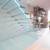Circulaire en verre escalier flottant en verre bande de roulement en verre trempé laminé