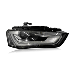 Phares adaptés à l'<span class=keywords><strong>Audi</strong></span> <span class=keywords><strong>A4</strong></span> B8.5 Facelift 2012-2015, barre de feux de jour à <span class=keywords><strong>LED</strong></span>, design xénon, LHD, remplacement des feux d'origine. - Product Image 1