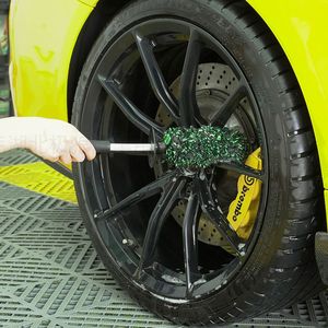 Spazzola per Ruote con Collo Flessibile in Microfibra, Manico Lungo, Strumento Morbido in Ciniglia per la Pulizia di Cerchioni e Pneumatici per <span class=keywords><strong>Autolavaggio</strong></span> e Dettaglio Auto - Product Image 3