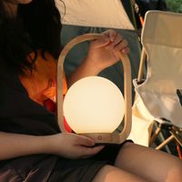 Lampe LED rechargeable portable en PE, 2000mAh, lampe de table de nuit 3d pour camping