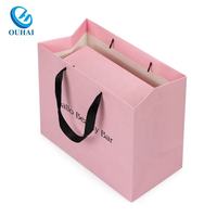 Emballage de produits professionnels Boîte d'expédition cadeau de bijoux recyclables et sacs en papier commerciaux de série avec solutions imprimées de logos