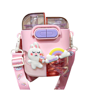 M nuovissima tendenza della moda portatile cartoni animati animali per bambini tazze da viaggio graziosa bottiglia d'acqua in plastica per bere paglia diretta per la palestra della scuola - Product Image 2