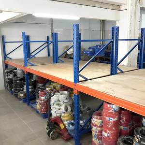 Support de palette en métal robuste de 6 mètres de haut Rayonnage en fer antirouille à 5 couches pour le stockage en entrepôt pour garages - Product Image 5