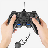 Stock d'usine 850USB Manette de jeu filaire USB ergonomique à vibrations pour la fabrication fournie directement