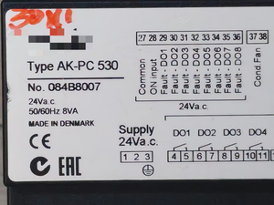 पीएलसी AK-PC 530 क्षमता नियंत्रक 084b80007 24VAC 5060hz 8va प्रोग्रामिंग नियंत्रक - Product Image 2