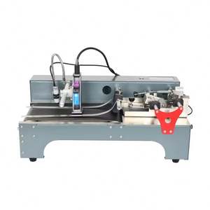 Equipo Automático de Impresión de Códigos para Pequeños Lotes con Cinta Transportadora para Botellas de Plástico, Cajas de Entrega Exprés, Cartones de Leche - Product Image 3