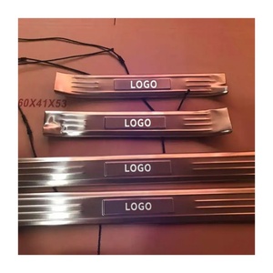 Protector de Umbral de Puerta de Coche de Alta Calidad Marca KQD con LED para Nissan Navara 2015 en Adelante - Product Image 1