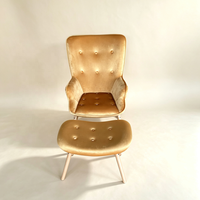 Fauteuil moderne en velours capitonné avec pieds en bois massif pour la maison, l'hôtel, l'appartement, le café