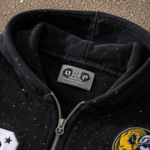 Conjuntos de Sudadera con Capucha y Pantalones Cortos Jogger Personalizados con Bordado de Parches, Efecto Desgastado por el Sol, Lavado Ácido y Pedrería - Product Image 4