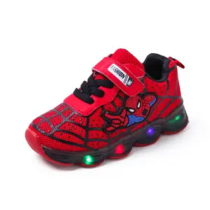 Yeni varış moda çocuk rahat LED ayakkabı ışıklı çocuk ayakkabısı