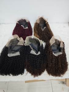 Letsfly 76$ Promotion Perruques en dentelle frontale 13x4 Jerry Curly de 18 pouces, 250 grammes, noir, marron avec reflets bordeaux, 100% cheveux humains, 10A - Product Image 4