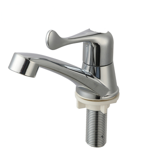 2022 professionnel vente chaude de haute qualité classique mitigeur monté sur le pont en plastique bassin de <span class=keywords><strong>robinet</strong></span> de bassin - Product Image 3