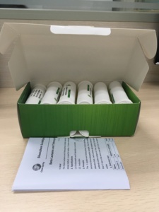 ชุดทดสอบฟลอร์เฟนิโคลแบบเร็วสำหรับการตรวจตัวอย่างนม กำหนดค่าตรวจจับ 0.1ppb คอลลอยด์โกลด์ ลาเทอรัลโฟลว์ 96 การทดสอบ/ชุด สำหรับผลิตภัณฑ์นม - Product Image 5