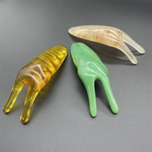 Strumento per Massaggio in Resina Sintetica di Ambra Raschietto Tradizionale Cinese Gua Sha - Product Image 2
