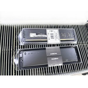 ผู้ผลิตขายส่งหน่วยความจำ <span class=keywords><strong>DDR5</strong></span> 16GB 32GB 6000 <span class=keywords><strong>6800mHz</strong></span> เมกะเฮิรตซ์ ความจุสูง สำหรับเดสก์ท็อป ใช้งานได้กับทุกเครื่อง ยอดขายดีที่สุด - Product Image 6