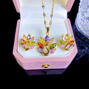 Ensemble collier et boucles d'oreilles en zircon délicat, chaîne en acier inoxydable, plaqué or véritable PVD, fleur tombante, bijoux de mariée pour femmes - Product Image 3