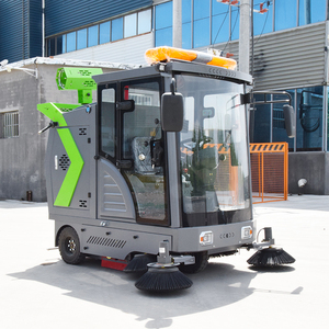 Nouvelle balayeuse de rue électrique compacte autopropulsée 48V à batterie, nettoyage haute pression, autonomie de 4 à 6 heures - Product Image 2