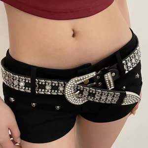 Cinturón occidental Unisex con tachuelas de diamantes de imitación de cristal brillante, cinturón de vaquero de diamantes para mujer hecho a mano de piel de vaca con aleación para hebilla - Product Image 1