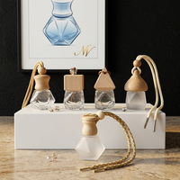 Bouteille de parfum pour voiture avec logo personnalisé, flacon diffuseur d'arômes en verre dépoli transparent avec cordon, flacon de parfum en verre