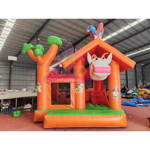 Castillo Inflable con Tobogán, Temática de Animales de Granja, Estilo Granero, con Diseño de Vaca y Gallo, para Niños, <span class=keywords><strong>Alquiler</strong></span> Comercial para Exteriores - Product Image 1