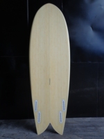 Fibre de verre époxy classique à double aileron, petite vague planche de surf queue de poisson