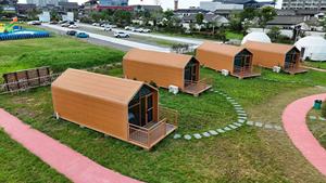 Casa Contenedor Triangular Prefabricada con Estructura de Acero y <span class=keywords><strong>Madera</strong></span> con Panel Sándwich para Hoteles - Product Image 2