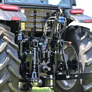 Máquina Agrícola Económica de 80hp con Motor de Cambio Shuttle 12+12, Tractor Agrícola Utilitario de 90hp - Product Image 5
