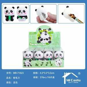 WeiDo Pencil Sharpener 4.5x3.5x3.5cm Mechanical Manual Silicone For School Office Supplies - Product Image 1