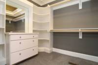 CBMmart Transformez votre garde-robe : Solutions de rangement sur mesure pour une maison sans désordre