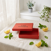 Boîte cadeau rigide écologique charmante avec finition mate et vernis UV - Idéale pour présenter des moments mémorables et pour l'emballage postal