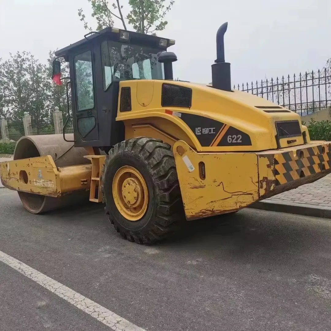 Foreign trade sales original second-hand roller 9 into the new second-hand 22 tons roller brand model
