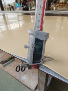 1mm <span class=keywords><strong>2mm</strong></span> 얇은 천연 고무 의류용 시트 높은 내마모성 고무 시트 롤 라텍스 고무 시트 - Product Image 3