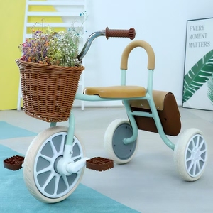 Tricycle à 3 roues en plastique <span class=keywords><strong>de</strong></span> style nouveau <span class=keywords><strong>pour</strong></span> enfants <span class=keywords><strong>de</strong></span> 2 à 4 ans, tricycle à 3 roues <span class=keywords><strong>pour</strong></span> enfants avec panier - Product Image 3