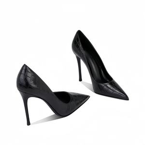 Tallas grandes Mujer Sexy Flaco Puntiagudo Super Tacones Vintage Cuero cocodrilo Tacón fino Elegante Zapato único Tacón - Product Image 2
