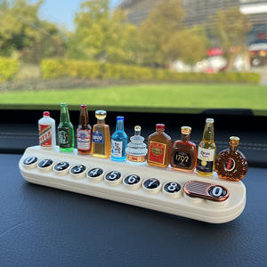 Cute Cure Series pequeña botella <span class=keywords><strong>de</strong></span> vino accesorio interior creativo para aromaterapia Placa <span class=keywords><strong>de</strong></span> teléfono móvil Número <span class=keywords><strong>de</strong></span> estacionamiento temporal - Product Image 4