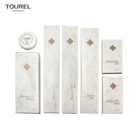 Kit de Afeitado Dental Desechable en Caja Blanca Impermeable con Recubrimiento de Aceite, Logotipo OEM, Set de Amenidades de Lujo para Hoteles, Artículos de Baño para Huéspedes de Hotel