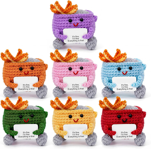 200 styles de fleurs de concombre au crochet kawaii faites à la main avec texte personnalisé, poupées animales au crochet de soutien émotionnel en forme de pomme de terre positive - Product Image 1