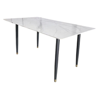 Table à manger rectangulaire convertible et portable avec plateau en pierre frittée, pieds en bois, design luxueux pour la maison, l'école, le parc, l'hôtel