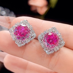 ต่างหูและสร้อยคอจี้รูปดอกไม้ประดับเพทายสีน้ำเงินไล่เฉดสี ขนาด 14-10 มม. ดีไซน์ผสมผสาน ชุบทองแดงเป็นมิตรต่อสิ่งแวดล้อม เหมาะสำหรับงานแต่งงาน - Product Image 5