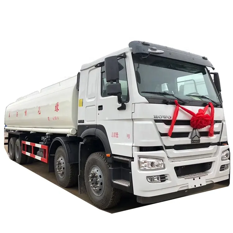 Sinotruk Howo 8X4 30000ลิตรน้ำเรือบรรทุกSprinklerรถบรรทุกน้ำรถบรรทุกขาย