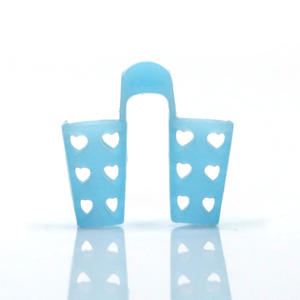 <span class=keywords><strong>Anti</strong></span> <span class=keywords><strong>ronflement</strong></span> nez pince de couchage silice souple arrêter le <span class=keywords><strong>ronflement</strong></span> dispositif <span class=keywords><strong>nuit</strong></span> sommeil nez <span class=keywords><strong>Anti</strong></span> <span class=keywords><strong>ronflement</strong></span> nez évents - Product Image 6