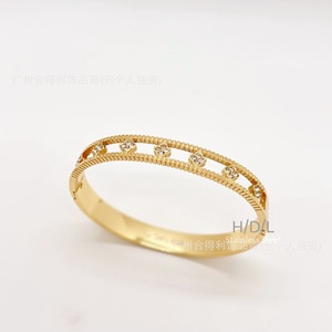 <span class=keywords><strong>Bracelet</strong></span> en acier inoxydable trèfle à quatre feuilles, clou de style <span class=keywords><strong>Cartier</strong></span>, <span class=keywords><strong>bracelet</strong></span> cœur effet goutte d'huile de marque T, <span class=keywords><strong>bracelet</strong></span> Yangshulun - Product Image 2