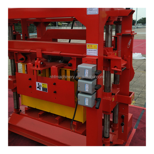 ספק מכונות לייצור בלוקים מבטון, מכונה ידנית קטנה לייצור בלוקים משולבים, מוצר מבוקש באקוודור - Product Image 2